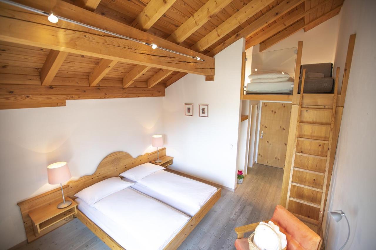 Hotel Chesa Surlej Silvaplana Exteriör bild
