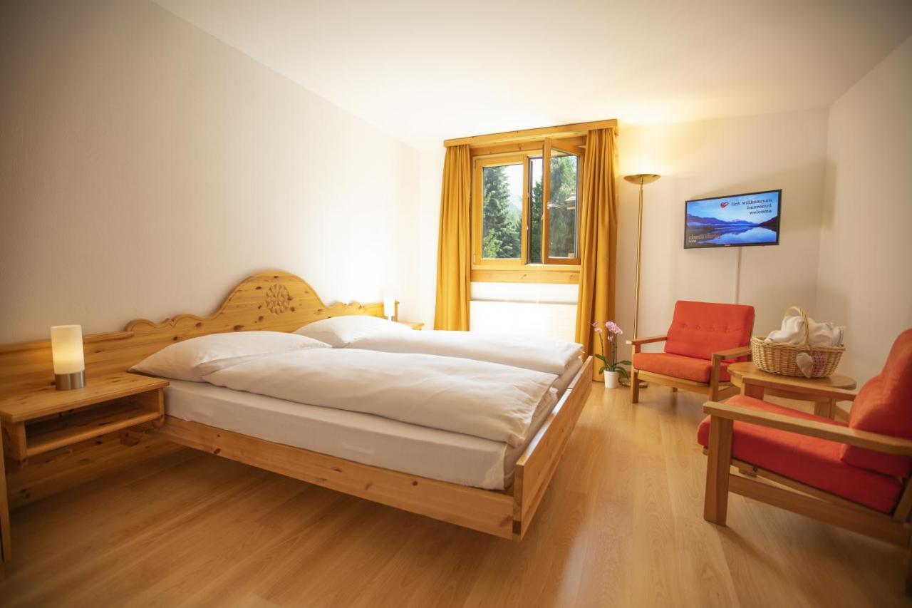 Hotel Chesa Surlej Silvaplana Exteriör bild